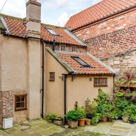 The Cow House - In The Heart Of Prázdninový dům